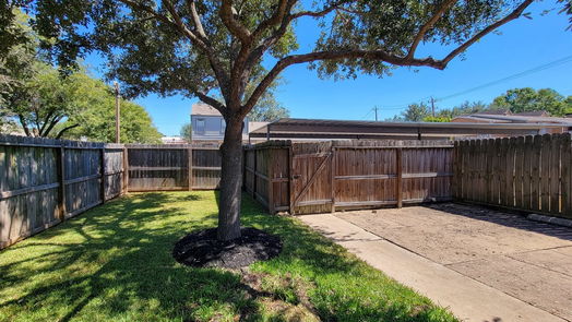 Houston 1-story, 2-bed 11813 Southlake Dr-idx