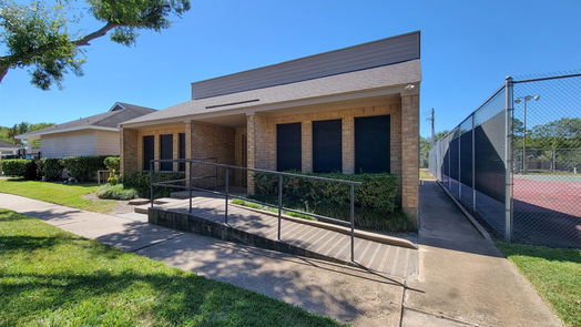 Houston 1-story, 2-bed 11813 Southlake Dr-idx