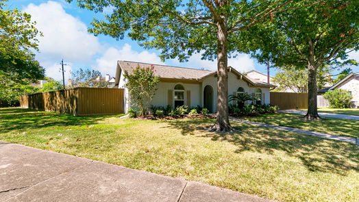 Houston 1-story, 4-bed 1742 Ashford Hollow Lane-idx