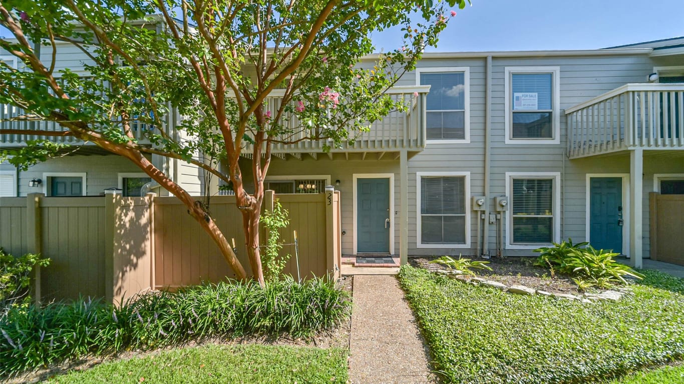 Houston 2-story, 3-bed 2379 Briarwest Boulevard 23-idx