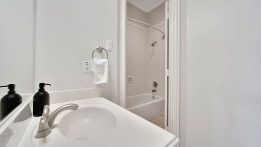 Houston null-story, 3-bed 13326 Brentonwood Lane-idx