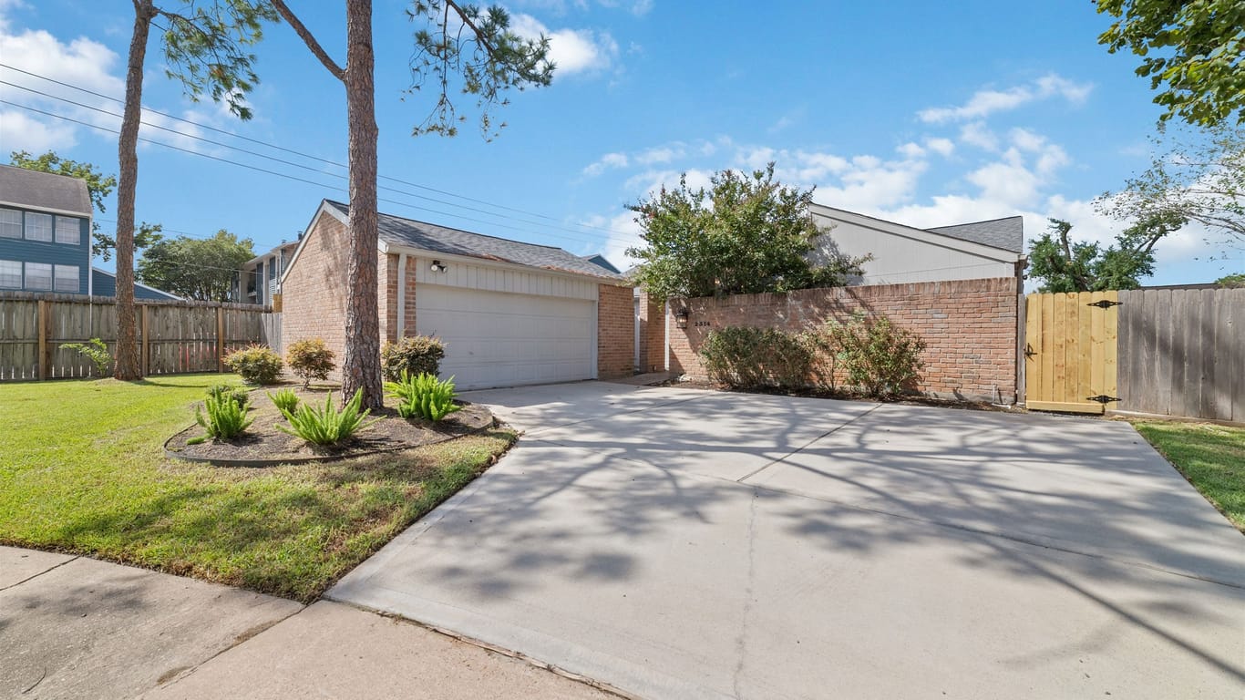 Houston 1-story, 3-bed 2314 Silver Sage Drive-idx