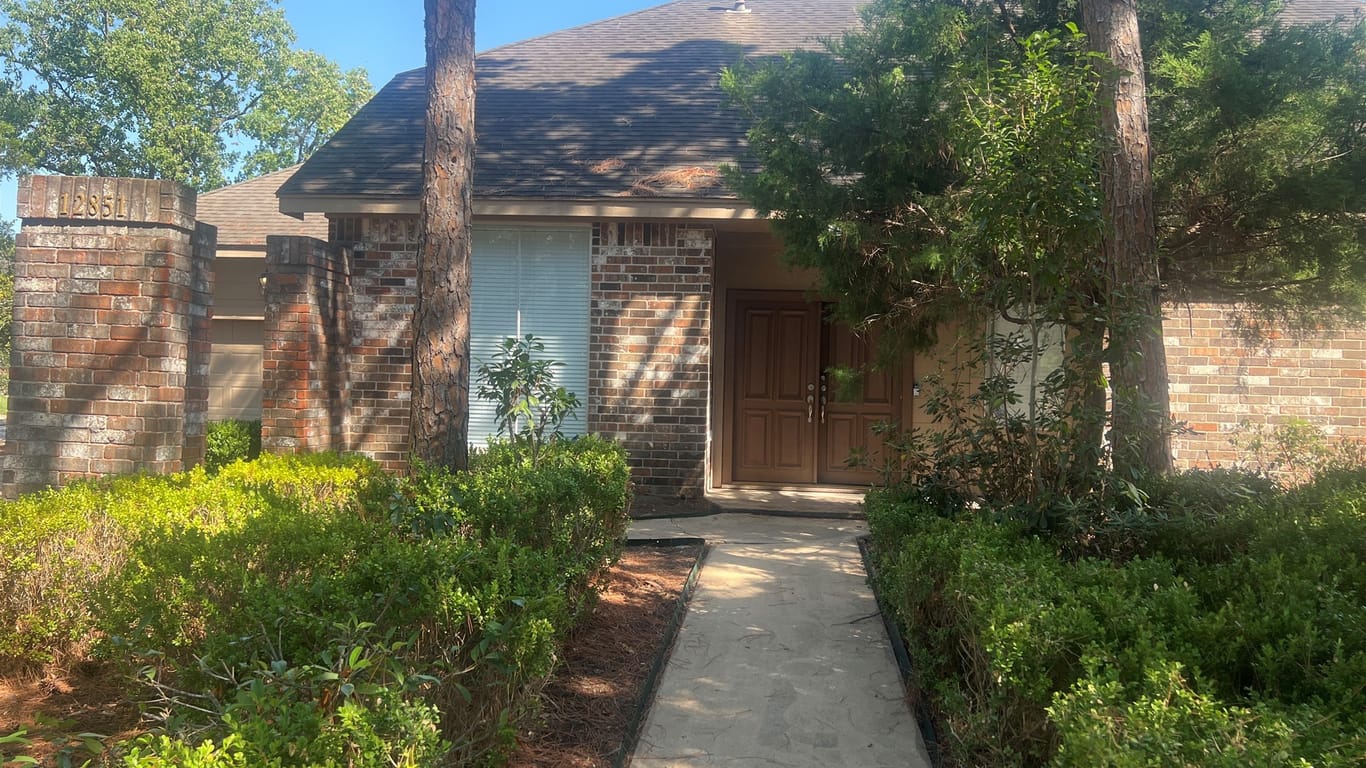 Houston 2-story, 3-bed 12851 Chamberlain Drive-idx