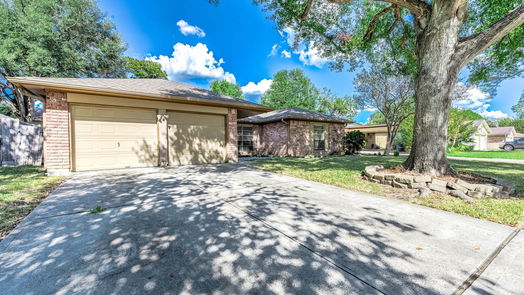 Houston 1-story, 3-bed 13730 Wickersham Lane-idx