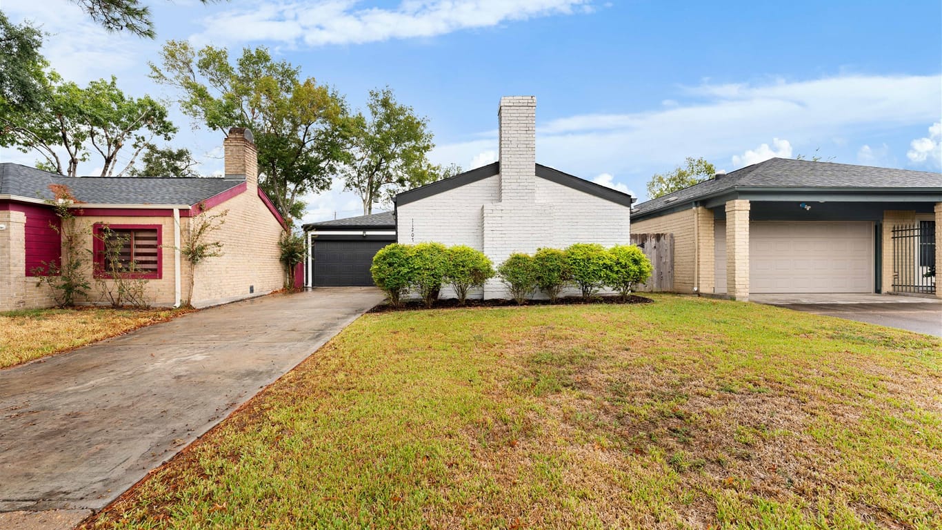 Houston null-story, 3-bed 11207 Wood Lodge Drive-idx