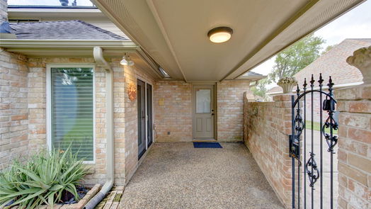 Houston 2-story, 4-bed 1715 Woodland Park Drive-idx