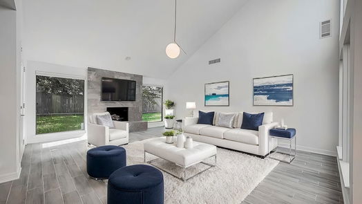 Houston null-story, 4-bed 11835 Briar Forest Drive-idx