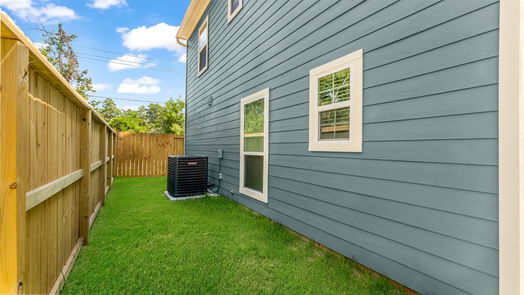 Houston 2-story, 3-bed 9825 Greenwich Street-idx