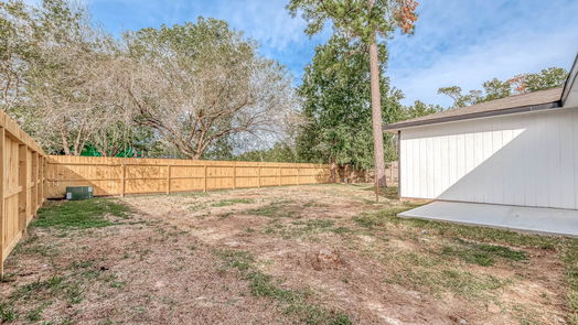 Houston 1-story, 3-bed 8727 Valley Forest Drive-idx