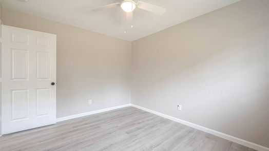Houston 1-story, 3-bed 8727 Valley Forest Drive-idx