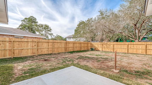 Houston 1-story, 3-bed 8727 Valley Forest Drive-idx