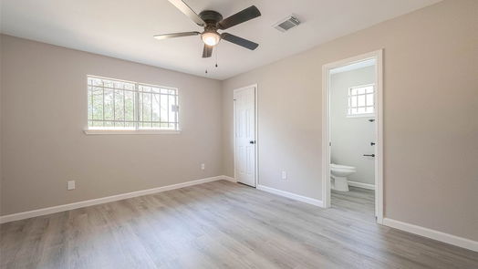 Houston 1-story, 3-bed 8727 Valley Forest Drive-idx