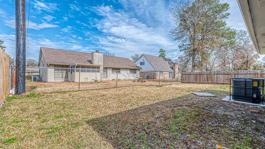 Houston 1-story, 3-bed 10151 Valley Wind Drive-idx