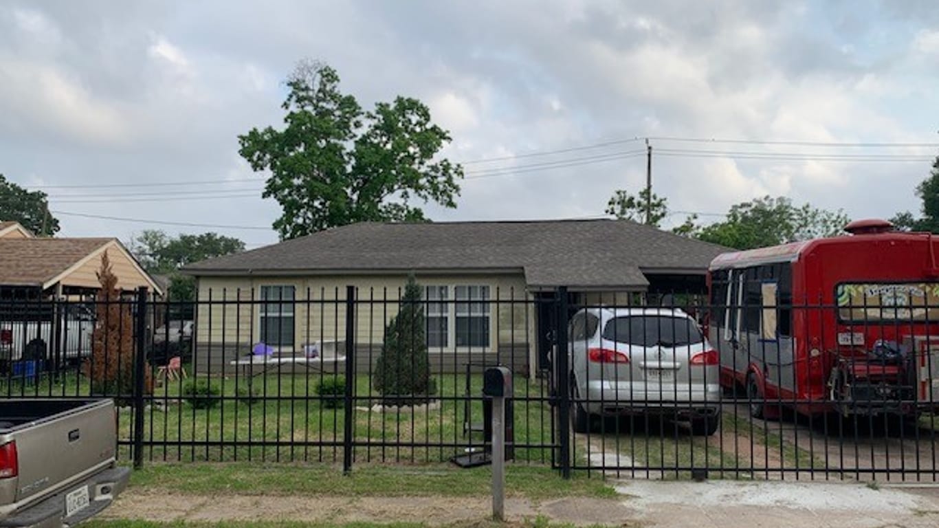 Houston 1-story, 3-bed 9034 Talton Street-idx