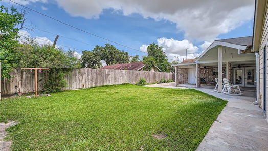 Houston 1-story, 3-bed 9254 Oak Knoll Lane-idx