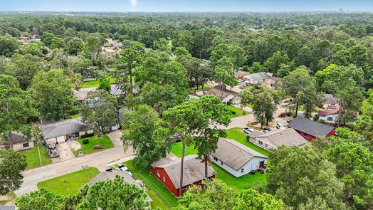 Houston 1-story, 2-bed 8919 Valley Hollow Drive-idx