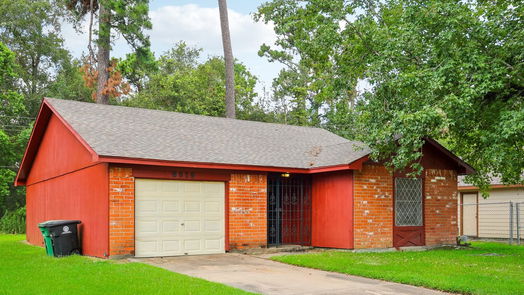 Houston 1-story, 2-bed 8919 Valley Hollow Drive-idx