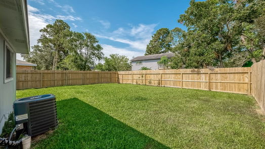 Houston 1-story, 3-bed 8723 Valley Forest Drive-idx