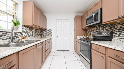 Houston 1-story, 4-bed 9254 Oak Knoll Lane-idx