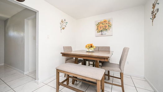 Houston 1-story, 4-bed 9254 Oak Knoll Lane-idx