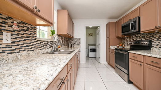 Houston 1-story, 4-bed 9254 Oak Knoll Lane-idx