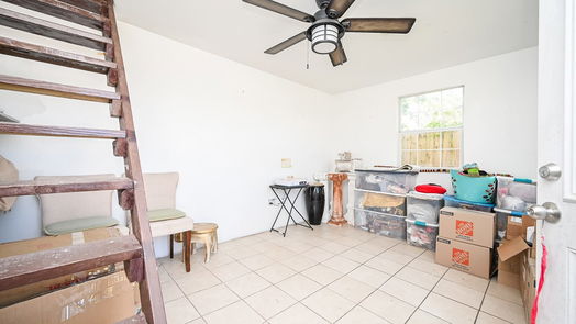 Houston 1-story, 4-bed 9254 Oak Knoll Lane-idx