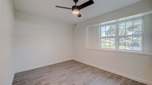 Houston 1-story, 3-bed 10014 Valley Wind Drive NE-idx