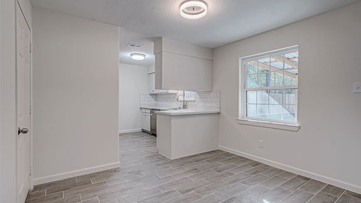 Houston 1-story, 3-bed 10014 Valley Wind Drive NE-idx