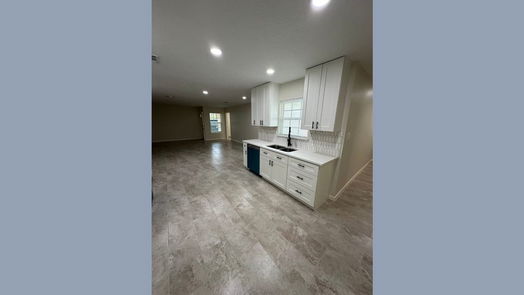 Houston null-story, 5-bed 10103 Valley Park Drive-idx