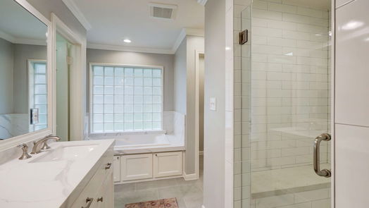 Houston 1-story, 4-bed 890 N Wilcrest Drive-idx