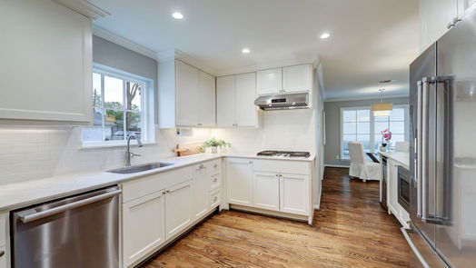 Houston 1-story, 4-bed 890 N Wilcrest Drive-idx