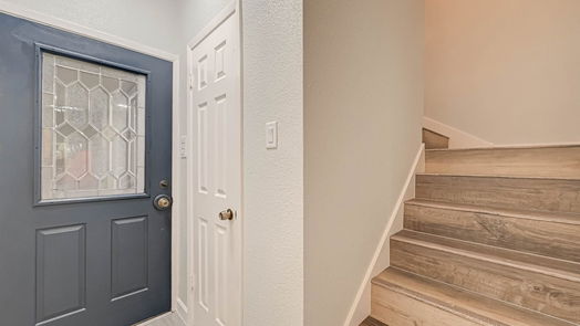 Houston 2-story, 4-bed 880 Tully Road 2-idx