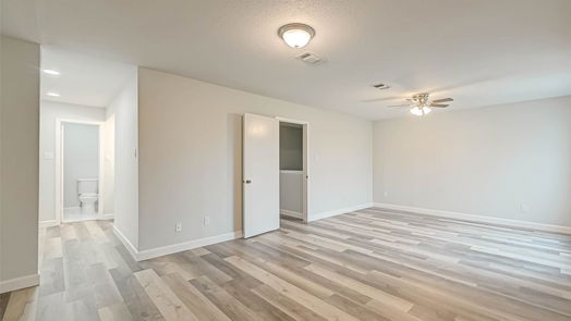 Houston 2-story, 4-bed 880 Tully Road 2-idx