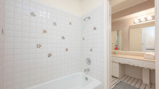 Houston 1-story, 5-bed 14026 Barryknoll Lane-idx