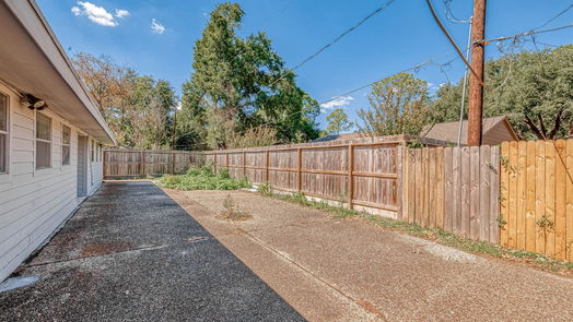 Houston 1-story, 5-bed 14026 Barryknoll Lane-idx