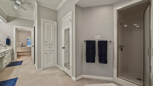 Houston 2-story, 4-bed 15818 S Barkers Landing Road-idx