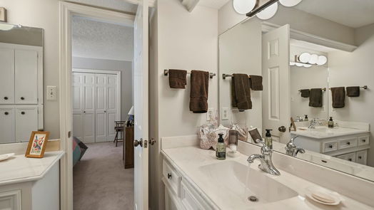 Houston 2-story, 4-bed 15818 S Barkers Landing Road-idx