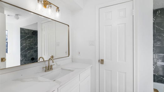 Houston 2-story, 6-bed 15715 Foxgate Court-idx