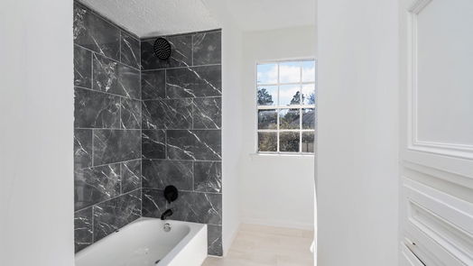 Houston 2-story, 6-bed 15715 Foxgate Court-idx
