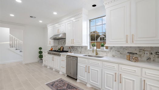 Houston 2-story, 6-bed 15715 Foxgate Court-idx
