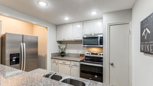 Houston 2-story, 2-bed 800 Country Place Drive 703-idx