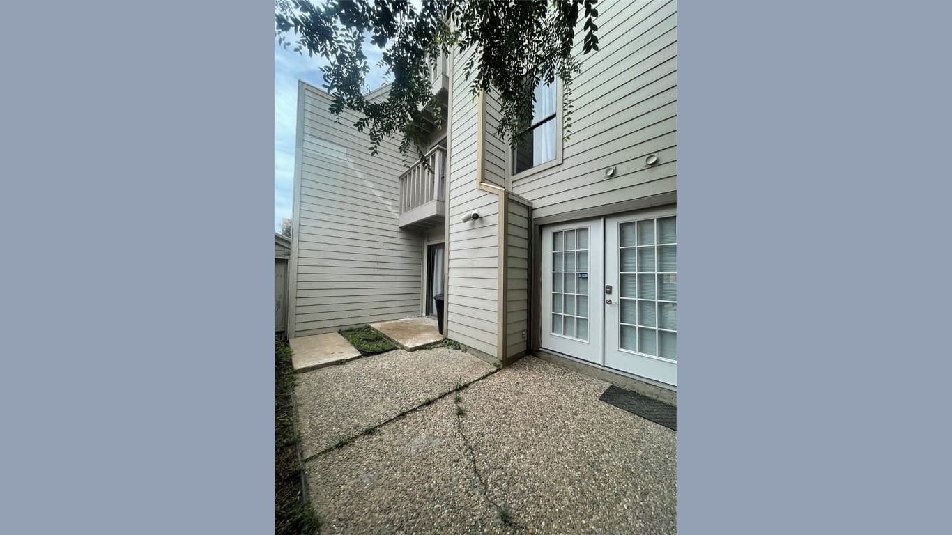 Houston 3-story, 3-bed 1029 Country Place Drive 1029-idx