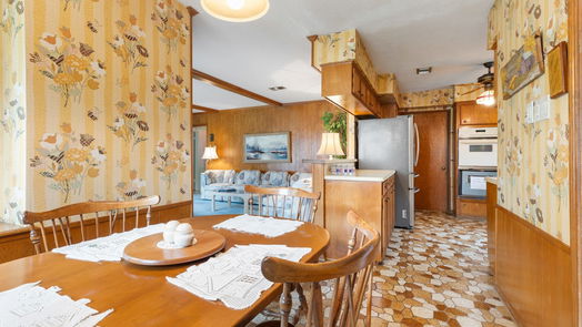 Houston 1-story, 4-bed 818 Thicket Lane-idx