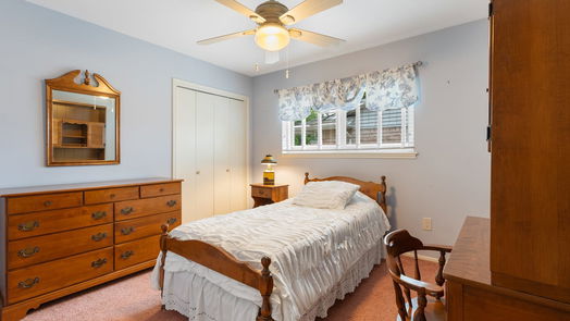 Houston 1-story, 4-bed 818 Thicket Lane-idx