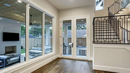 Houston 2-story, 5-bed 107 Fawnlake Drive-idx