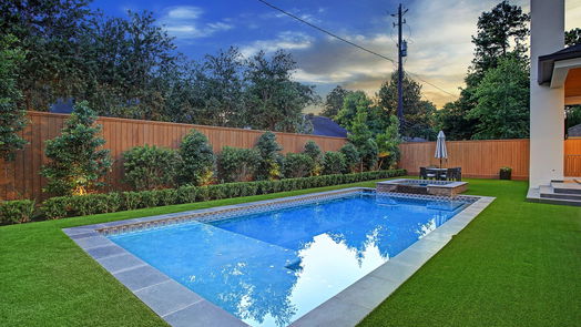 Houston 2-story, 5-bed 107 Fawnlake Drive-idx