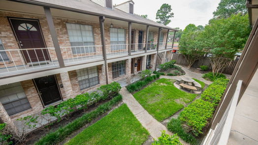 Houston 1-story, 1-bed 821 Wax Myrtle Lane A-idx