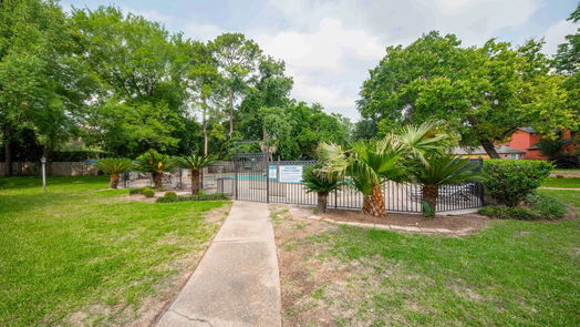 Houston 1-story, 1-bed 821 Wax Myrtle Lane A-idx