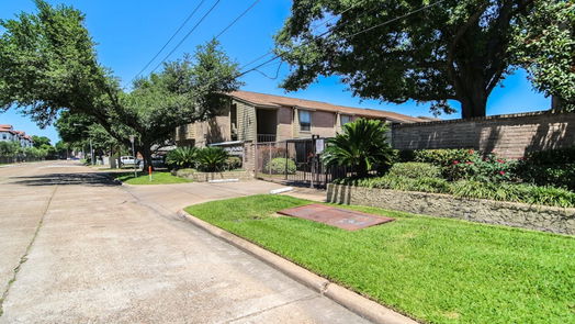 Houston 1-story, 2-bed 700 Thicket Lane 804-idx