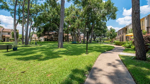 Houston 2-story, 2-bed 710 Country Place Drive H-idx